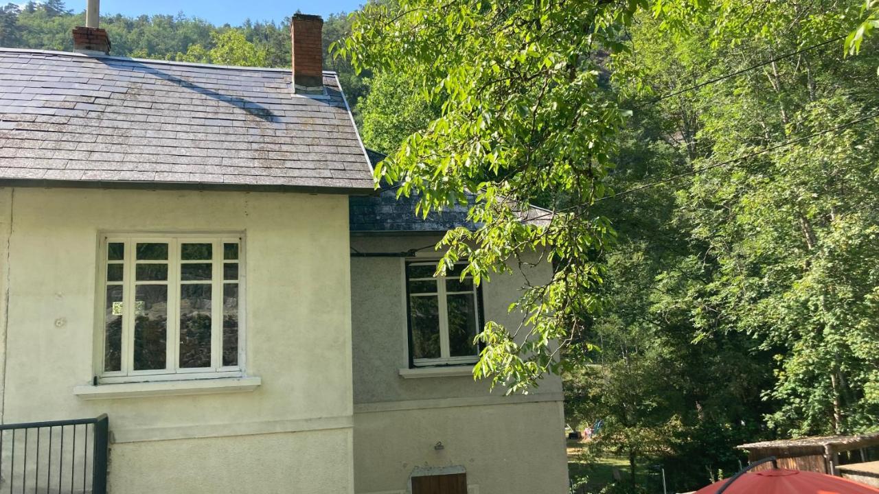 Moulin De La Fayolle Bed & Breakfast Blot-l'Eglise Luaran gambar